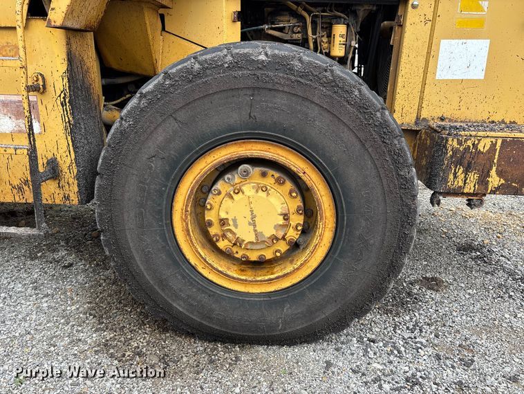 image for item DT0065 Caterpillar 950B wheel loader