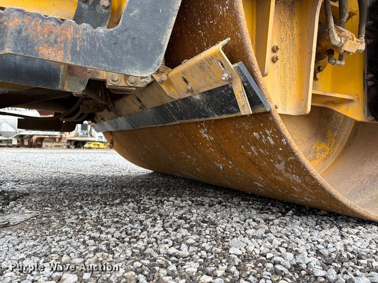 image for item DT0066 2018 Sakai SW990-1 double drum roller