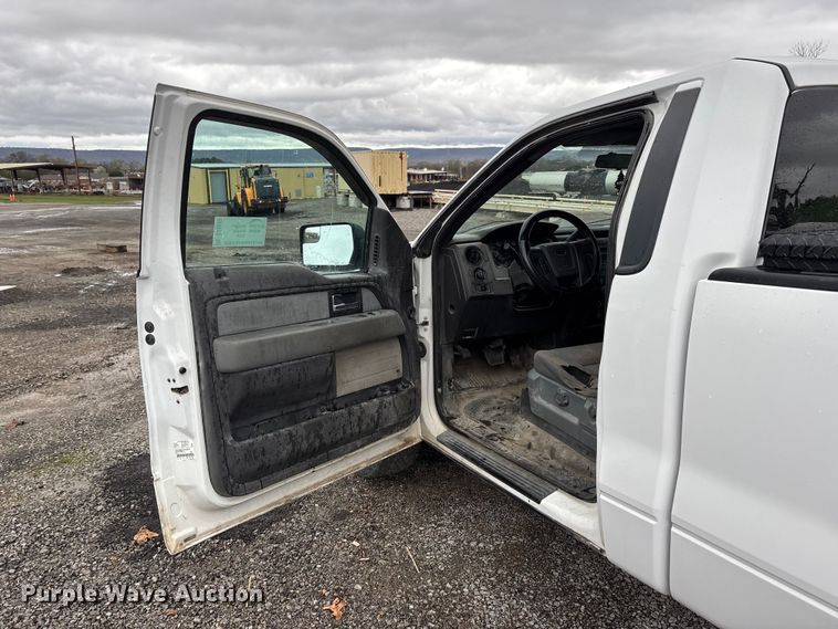 image for item DT0067 2013 Ford F150 XL pickup truck