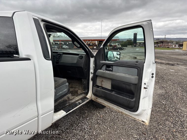 image for item DT0067 2013 Ford F150 XL pickup truck