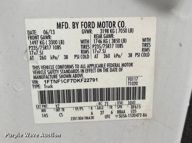 image for item DT0067 2013 Ford F150 XL pickup truck