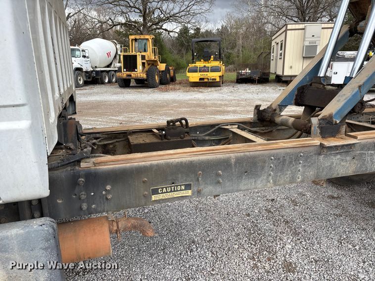 image for item DT0068 1990 Chevrolet C7 Kodiak dump flatbed truck