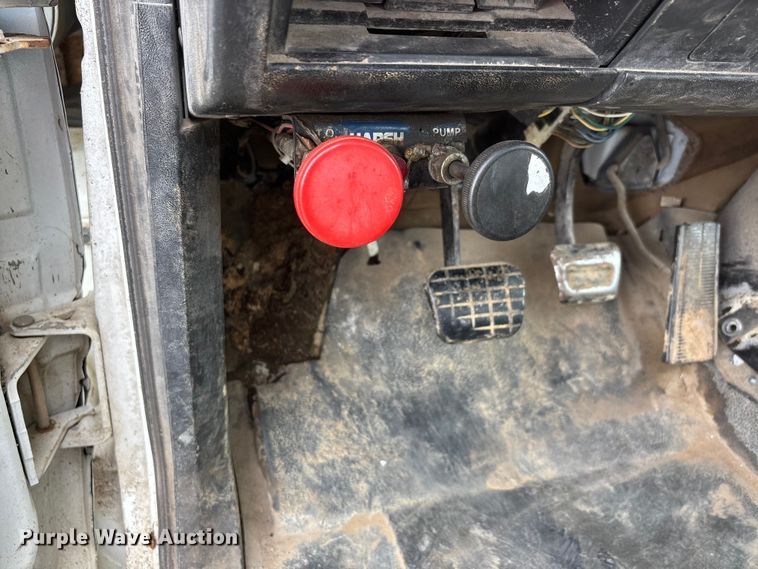 image for item DT0068 1990 Chevrolet C7 Kodiak dump flatbed truck