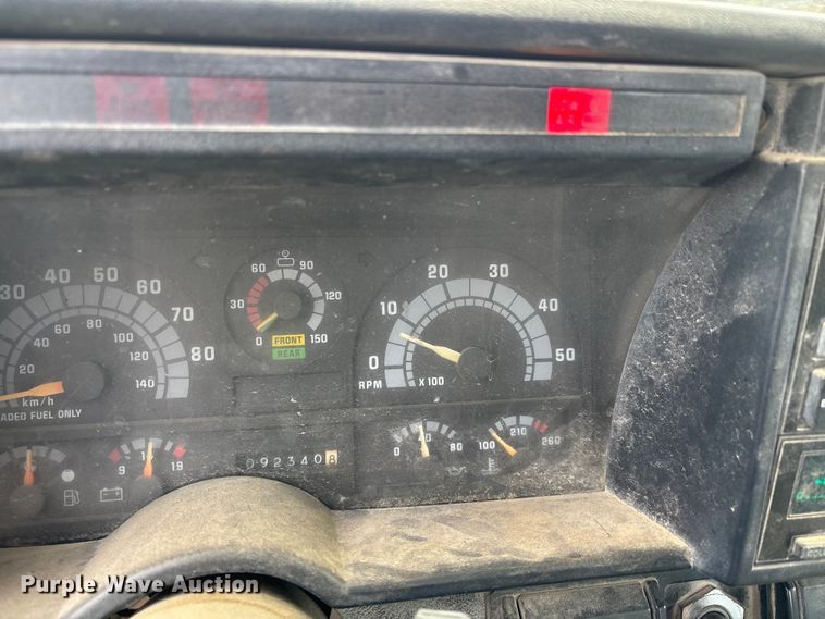 image for item DT0068 1990 Chevrolet C7 Kodiak dump flatbed truck