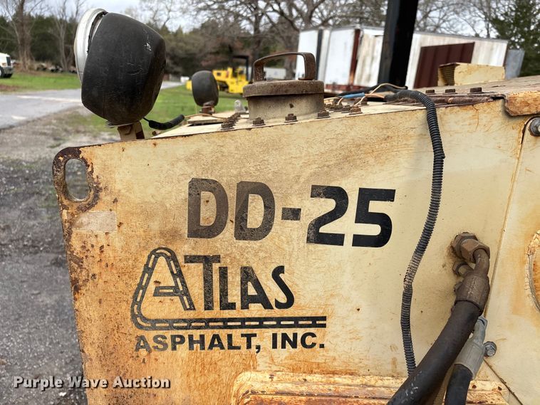 image for item DT0072 Ingersoll Rand DD-25 double drum vibratory roller