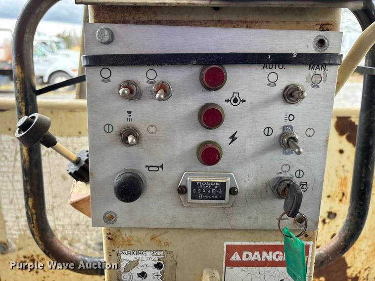 image for item DT0072 Ingersoll Rand DD-25 double drum vibratory roller