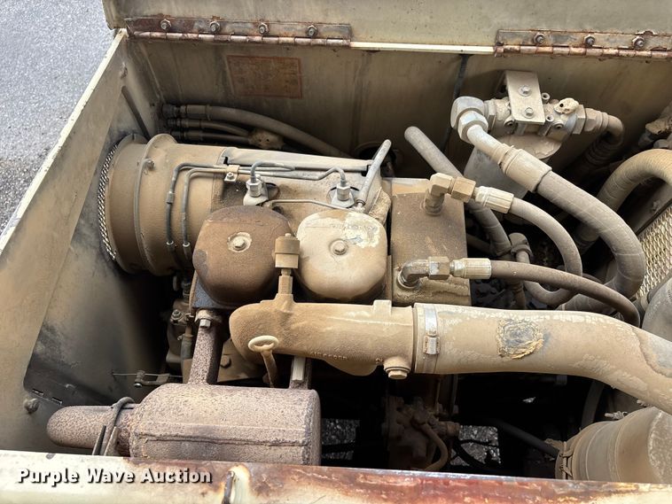 image for item DT0072 Ingersoll Rand DD-25 double drum vibratory roller