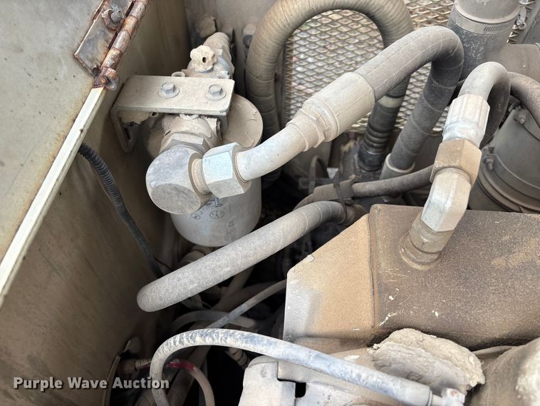 image for item DT0072 Ingersoll Rand DD-25 double drum vibratory roller