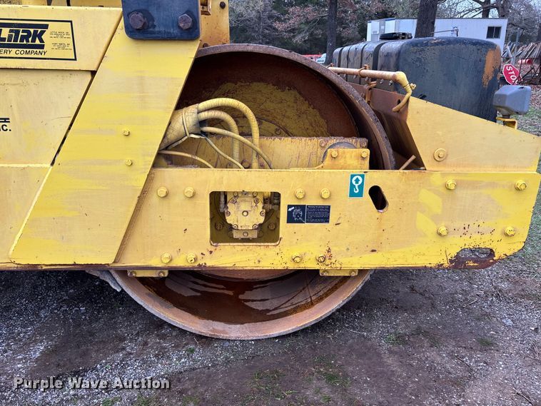 image for item DT0073 Sakai SW100 double drum roller