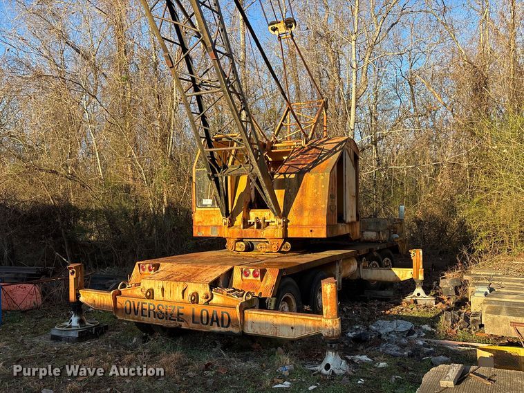 image for item DT0075 American 395 BT crane