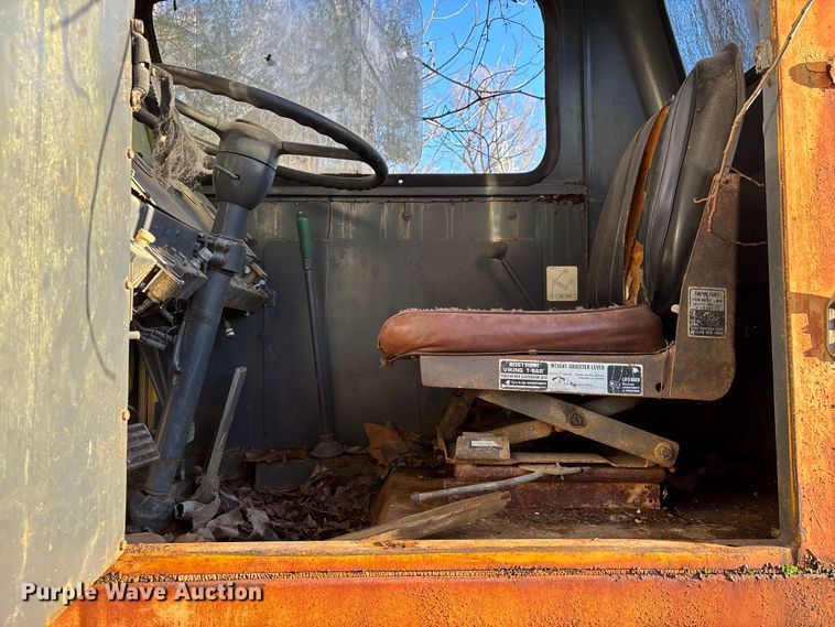 image for item DT0075 American 395 BT crane