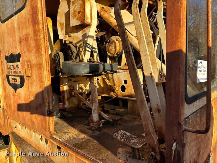 image for item DT0075 American 395 BT crane