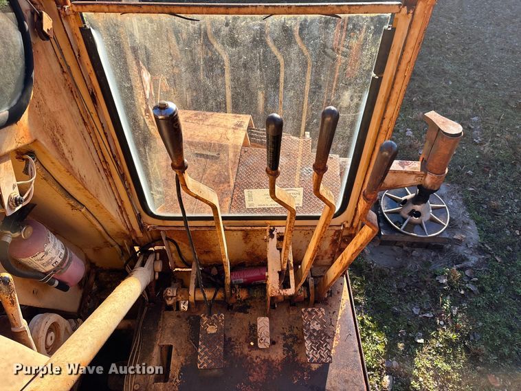 image for item DT0075 American 395 BT crane