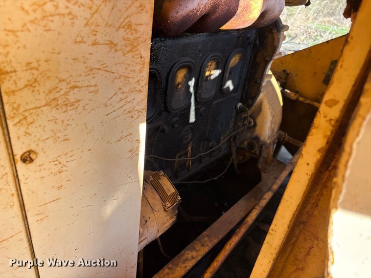 image for item DT0075 American 395 BT crane