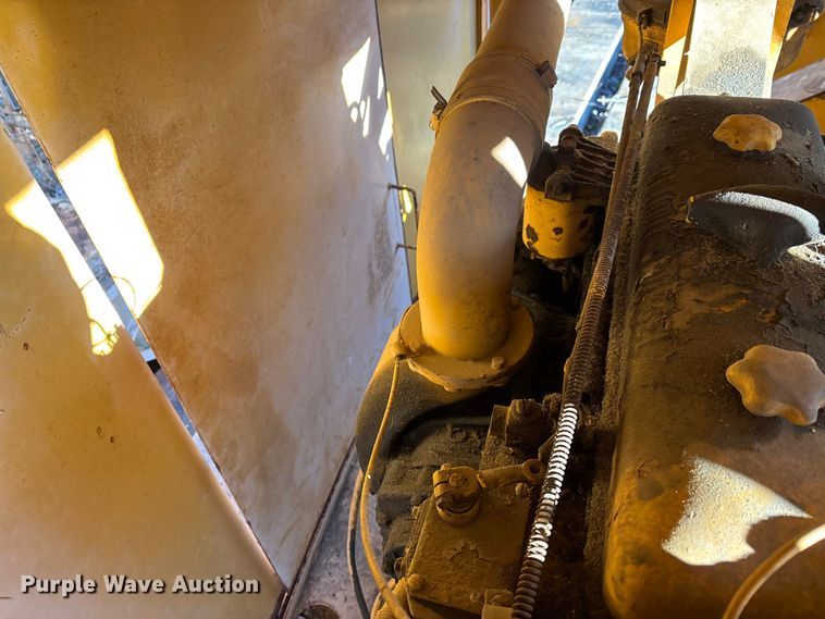 image for item DT0075 American 395 BT crane