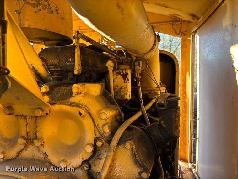 image for item DT0075 American 395 BT crane