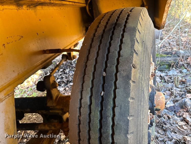 image for item DT0075 American 395 BT crane