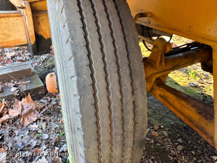 image for item DT0075 American 395 BT crane