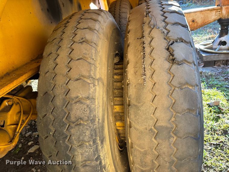 image for item DT0075 American 395 BT crane