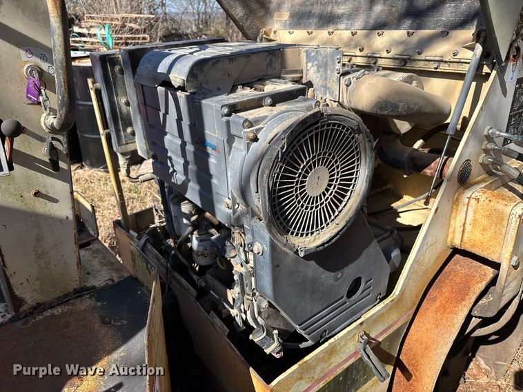 image for item DT0078 1996 Ingersoll Rand DD-24 double drum vibratory roller