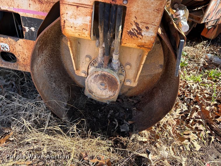 image for item DT0078 1996 Ingersoll Rand DD-24 double drum vibratory roller