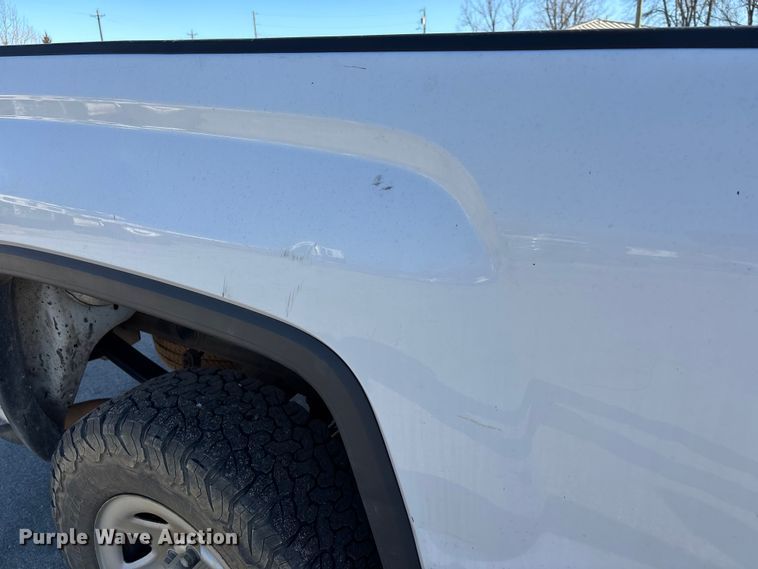 image for item DT0080 2018 GMC Sierra 1500 pickup truck