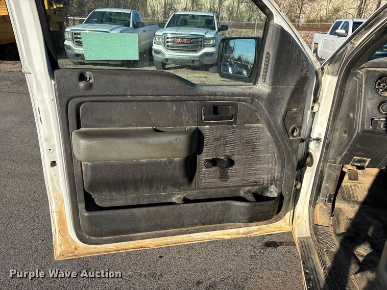 image for item DT0081 2011 Ford F150 pickup truck