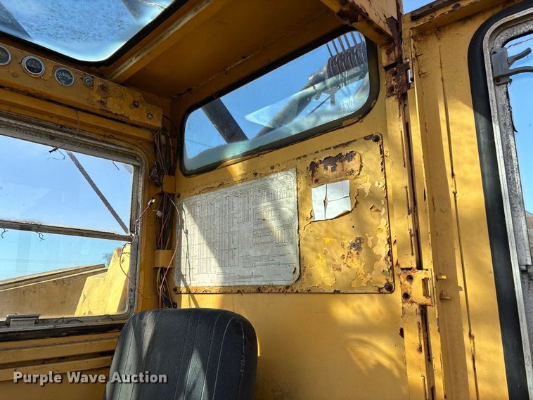 image for item DT0086 1974 Lima 700-HC crane