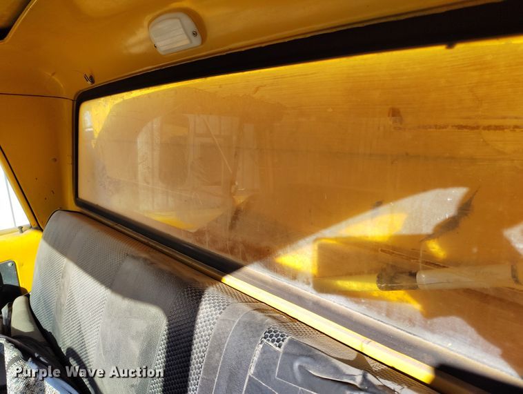 image for item DT0975 1973 Dodge D600 dump truck