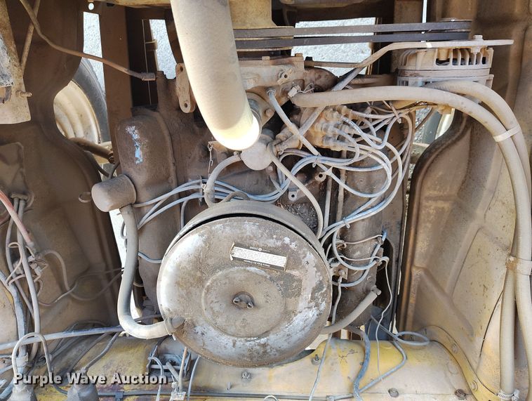 image for item DT0975 1973 Dodge D600 dump truck