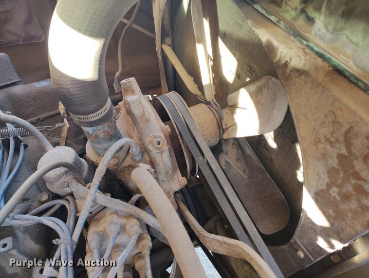 image for item DT0975 1973 Dodge D600 dump truck