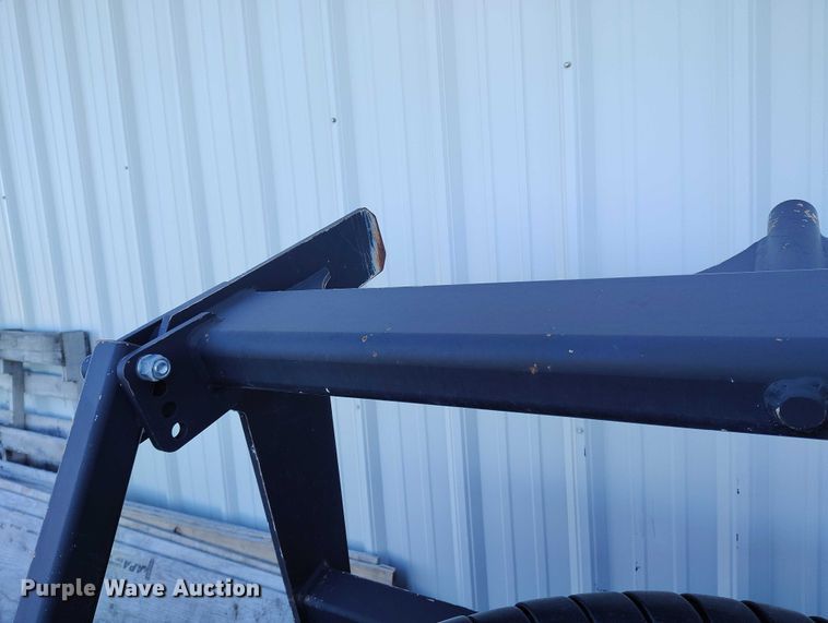 image for item DT0982 2017 Caterpillar HM418C skid steer mulcher