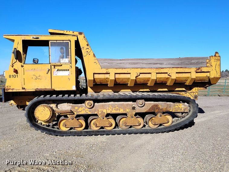 image for item DT0983 1991 Morooka MST-2200 track carrier