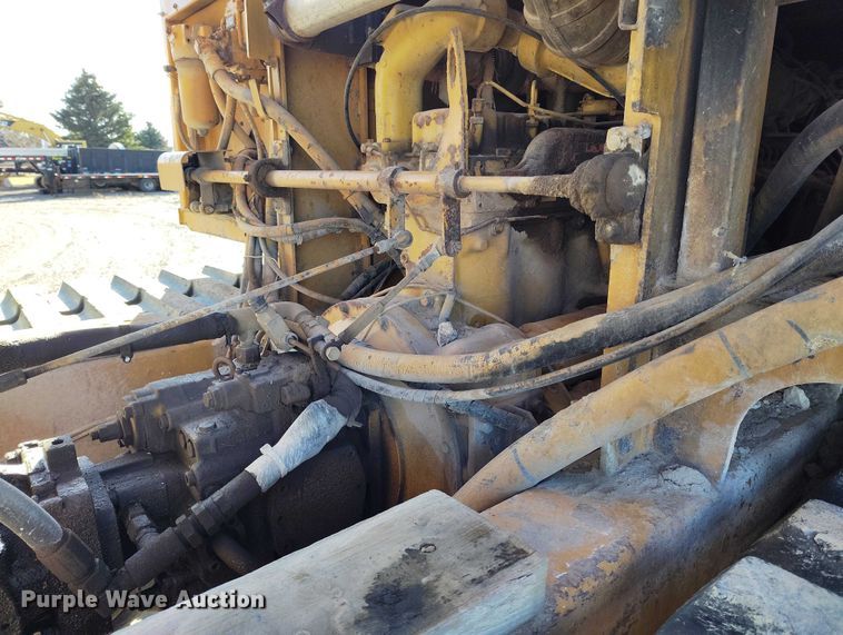 image for item DT0983 1991 Morooka MST-2200 track carrier