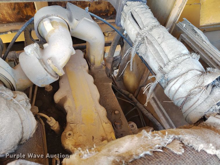 image for item DT0983 1991 Morooka MST-2200 track carrier