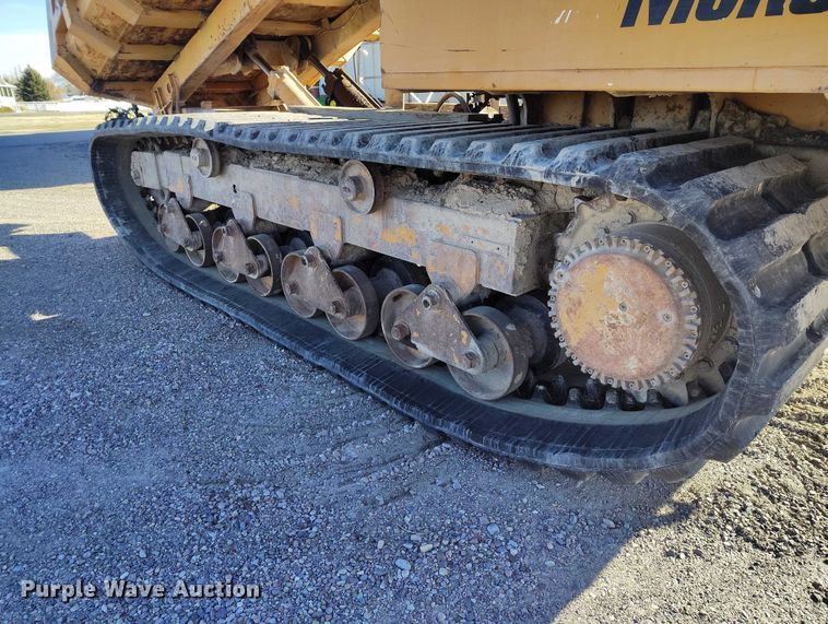 image for item DT0983 1991 Morooka MST-2200 track carrier