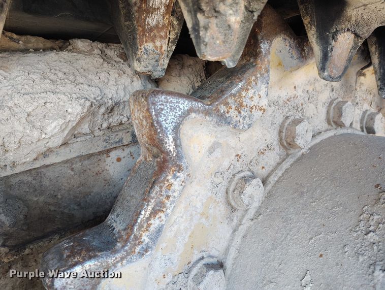 image for item DT0983 1991 Morooka MST-2200 track carrier