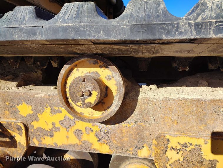 image for item DT0983 1991 Morooka MST-2200 track carrier