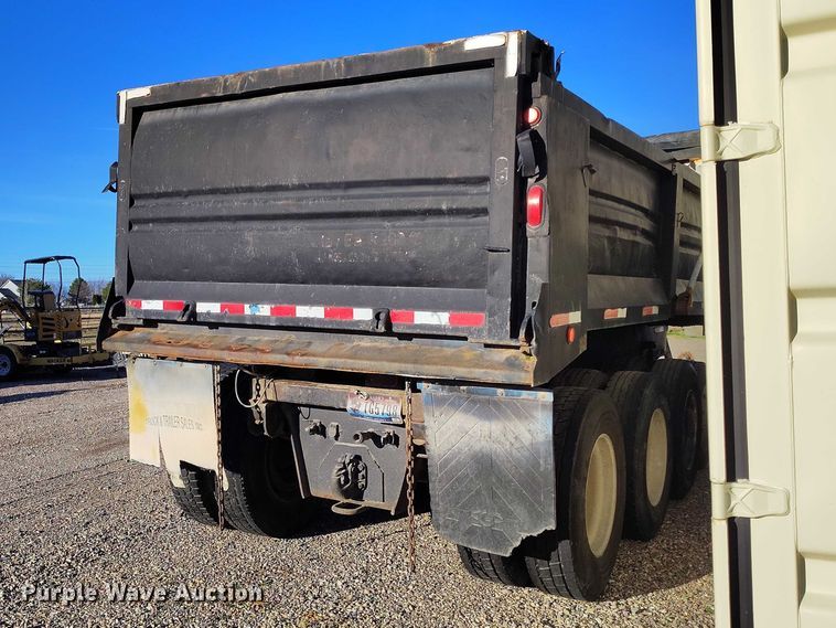 image for item DT0984 1995 Clement end dump pup trailer