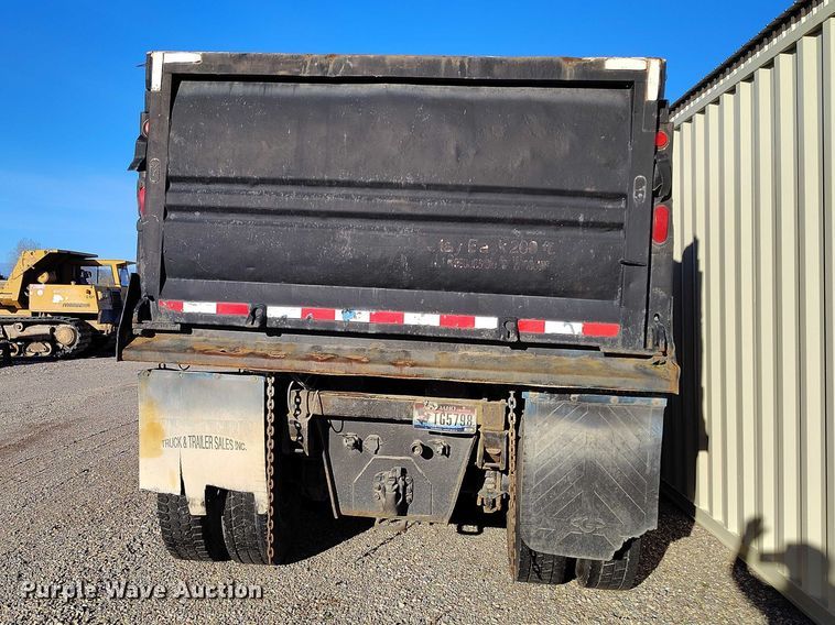 image for item DT0984 1995 Clement end dump pup trailer