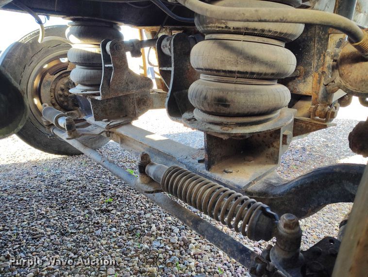 image for item DT0984 1995 Clement end dump pup trailer