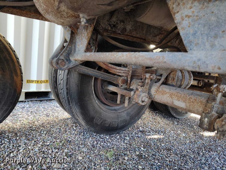 image for item DT0984 1995 Clement end dump pup trailer