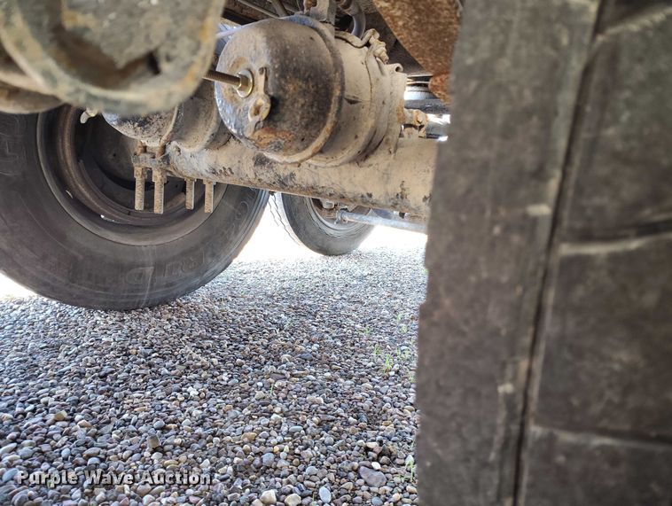 image for item DT0984 1995 Clement end dump pup trailer