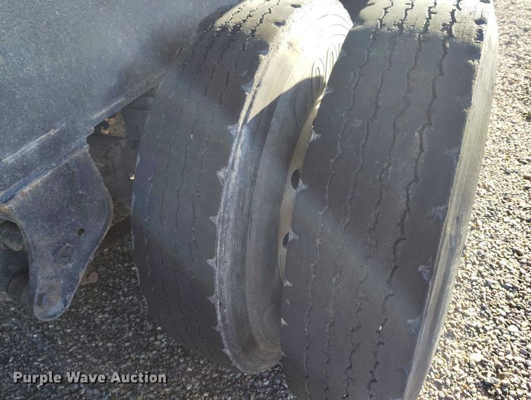 image for item DT0984 1995 Clement end dump pup trailer