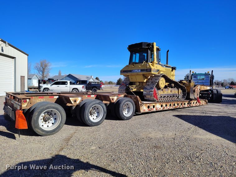 image for item DT0985 1995 Dakota Manufacturing Co. Trail-Eze lowboy equipment trailer