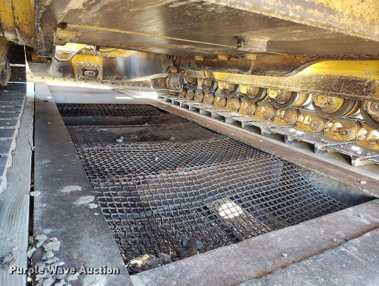 image for item DT0985 1995 Dakota Manufacturing Co. Trail-Eze lowboy equipment trailer