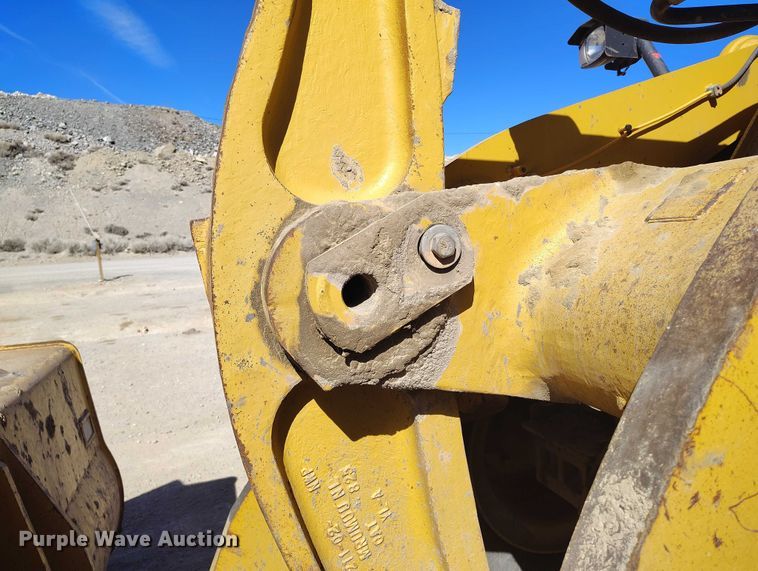 image for item DT0986 2012 Caterpillar 966K wheel loader