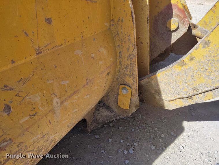 image for item DT0986 2012 Caterpillar 966K wheel loader