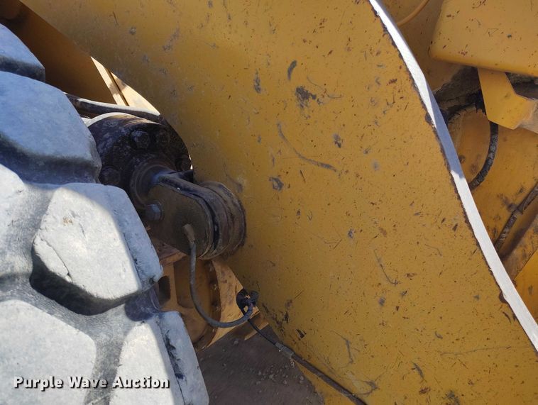 image for item DT0986 2012 Caterpillar 966K wheel loader