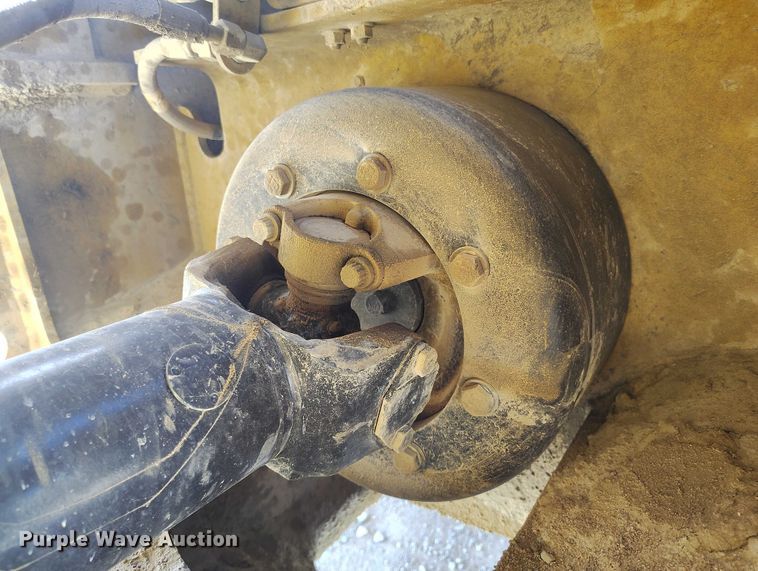 image for item DT0986 2012 Caterpillar 966K wheel loader